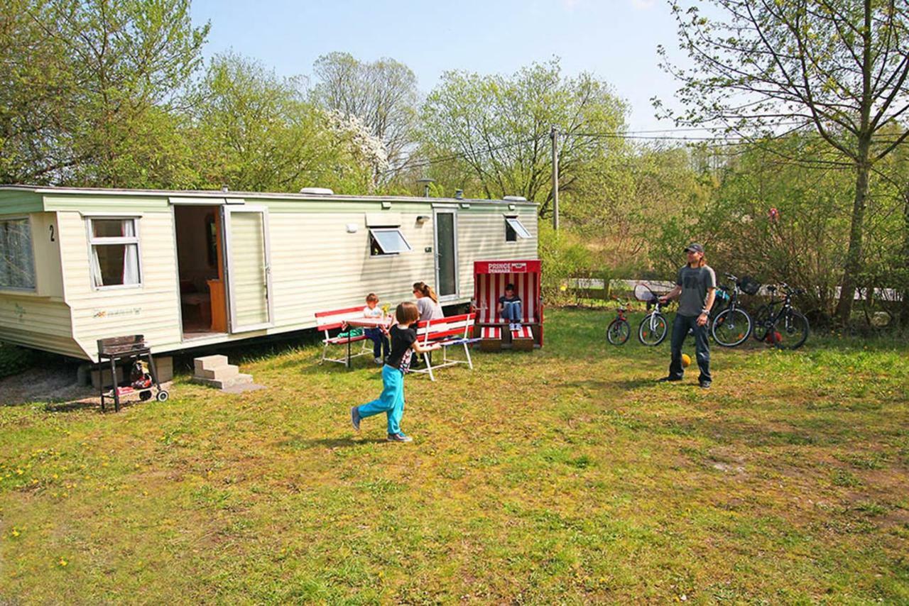 Mobilhome Markgrafenheide Fuer Familie Und Monteure Exterior photo